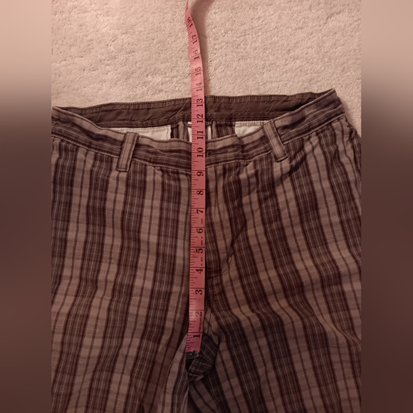The North Face~Upcycled Brown Plaid Flat Front Shorts - Picture 8 of 12